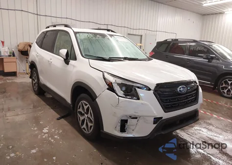 2024 Subaru Forester Premium из США, поврежденный, VIN JF2SKADC9RH451747